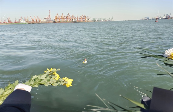 青岛骨灰海撒现场